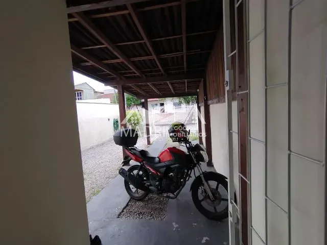 Sobrado 2 quartos e 1 banheiro, à venda, no bairro Madri em Palhoça