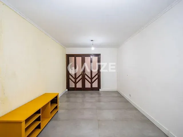 Sobrado com 80m² 3 quartos e 1 banheiro, à venda, no bairro Bairro Alto em Curitiba
