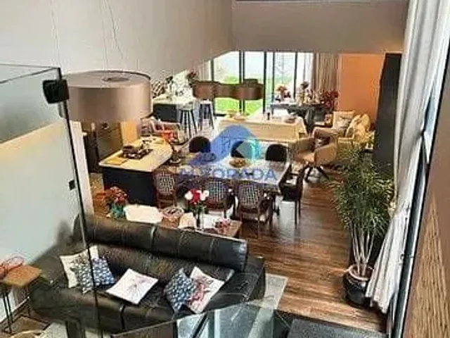 Sobrado com 340m² 4 quartos e 1 banheiro, à venda, no bairro Urbanova em São José Dos Campos