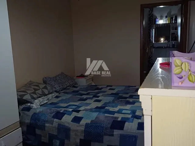 Sobrado com 127m² 3 quartos e 3 banheiros, à venda, no bairro Chapada em Ponta Grossa