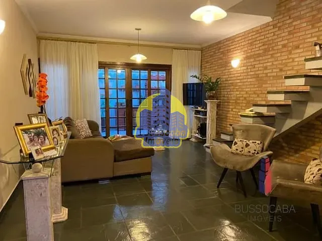 Sobrado com 265m² 3 quartos e 4 banheiros, à venda, no bairro Jardim D Abril em Osasco