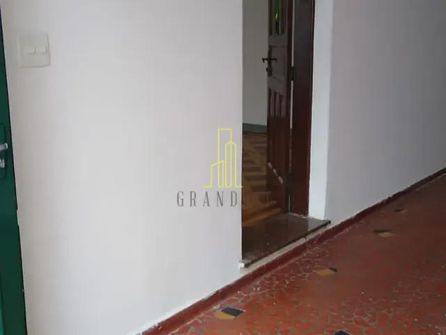 Sobrado 4 quartos e 2 banheiros, à venda ou para alugar, no bairro Vila Bertioga em São Paulo