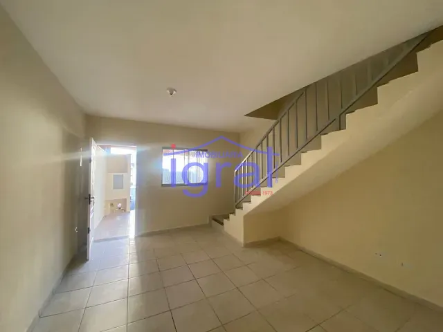 Sobrado 2 quartos e 2 banheiros, para alugar, no bairro Vila Guarani (Z Sul) em São Paulo