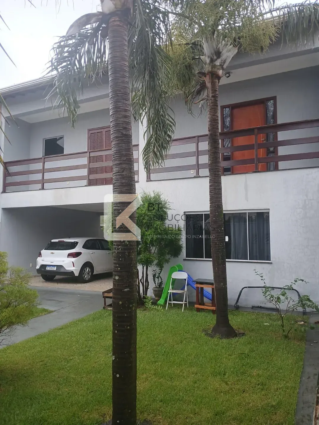 Sobrado, 5 quartos, 237 m² - Foto 1