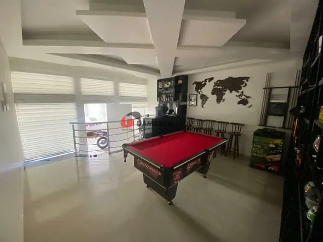 Sobrado com 347m², à venda, no bairro Campestre em Santo André