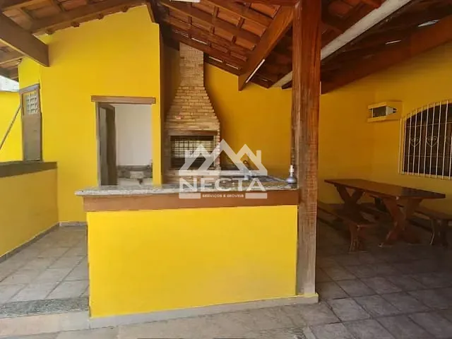 Sobrado com 250m² 4 quartos e 4 banheiros, à venda, no bairro Indaiá em Caraguatatuba