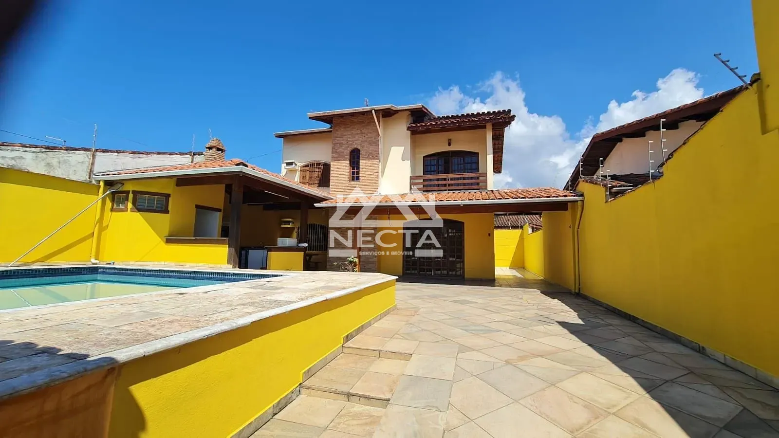 Sobrado, 4 quartos, 250 m² - Foto 1