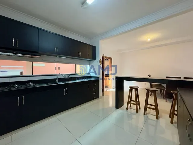 Sobrado com 164m² 3 quartos e 3 banheiros, à venda, no bairro Parque Amazônia em Goiânia