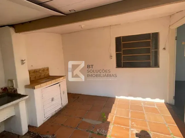 Sobrado com 250m² 3 quartos e 2 banheiros, para alugar, no bairro Cidade Nova em Indaiatuba