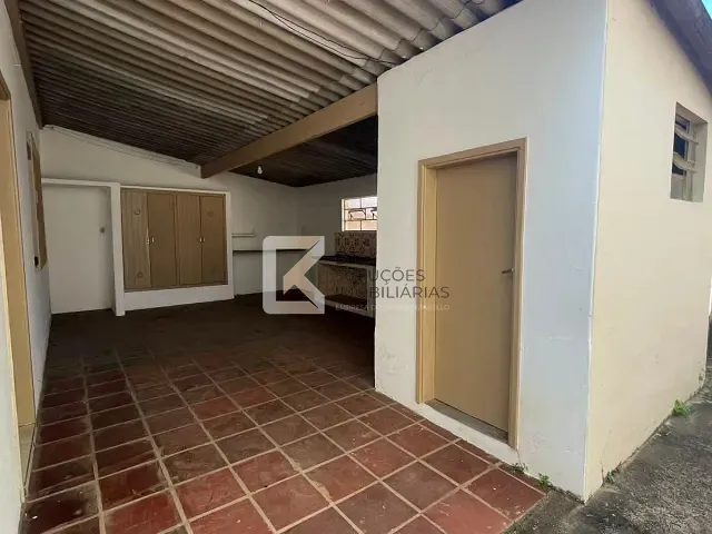 Sobrado com 250m² 3 quartos e 2 banheiros, para alugar, no bairro Cidade Nova em Indaiatuba