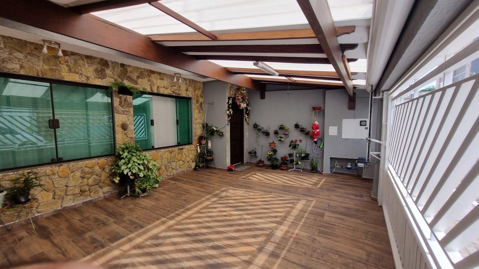 Sobrado à venda 3 Quartos, 1 Suite, 2 Vagas, Santa Paula, São Caetano do Sul - SP