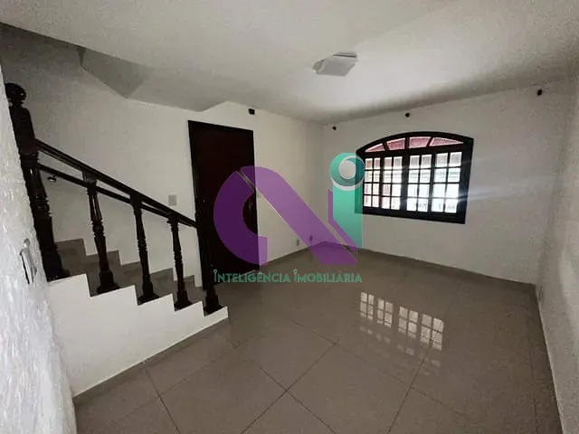 Sobrado 3 quartos e 2 banheiros, à venda, no bairro Cidade das Flores em Osasco