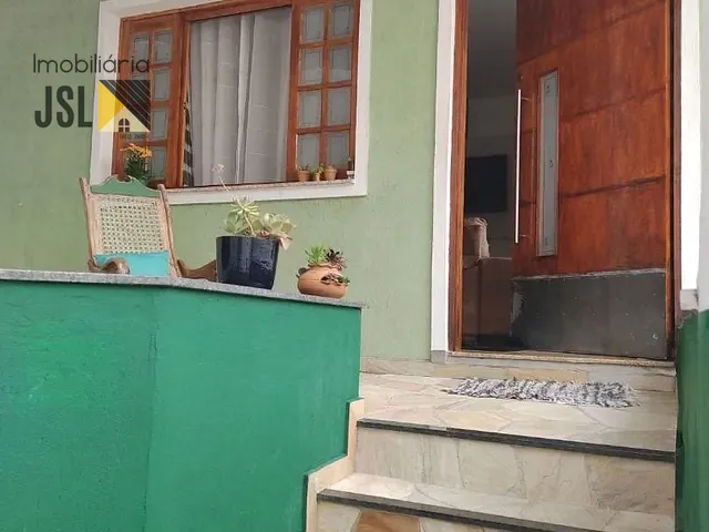 Sobrado com 162m² 4 quartos e 2 banheiros, à venda, no bairro Borda da Mata em Caçapava