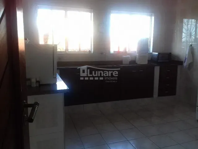 Sobrado com 600m² 3 quartos e 5 banheiros, à venda, no bairro Alto Ipiranga em Mogi das Cruzes