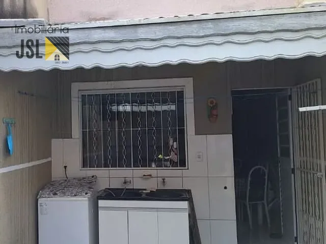 Sobrado com 88m² 2 quartos e 1 banheiro, à venda, no bairro Parque Residencial Santo André em Caçapava