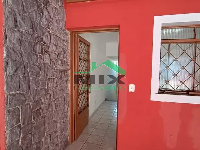Casa 2 quartos e 1 banheiro, para alugar, no bairro Taboão em São Bernardo do Campo