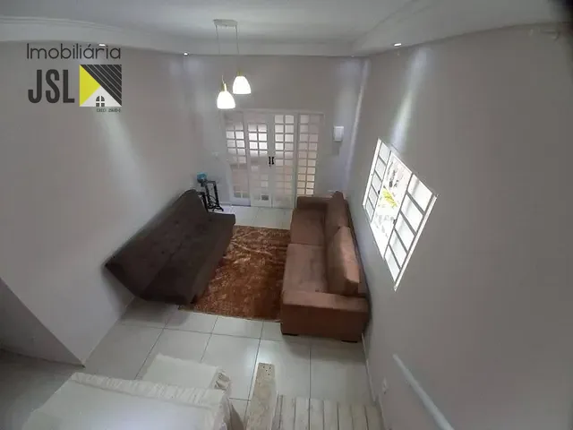 Sobrado com 250m² 4 quartos e 2 banheiros, à venda, no bairro Residencial Esperança em Caçapava
