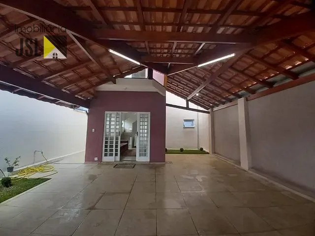 Sobrado com 250m² 4 quartos e 2 banheiros, à venda, no bairro Residencial Esperança em Caçapava