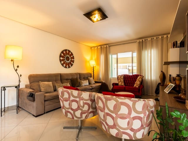 Foto do Sobrado - Sobrado para venda em Vila Gumercindo com 4 quartos, sendo 2 suítes, 229m² | Lares e Andares Imóveis