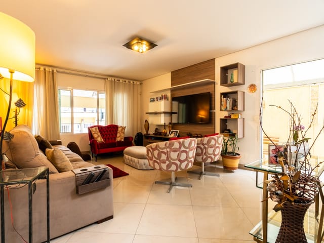 Foto do Sobrado - Sobrado para venda em Vila Gumercindo com 4 quartos, sendo 2 suítes, 229m² | Lares e Andares Imóveis