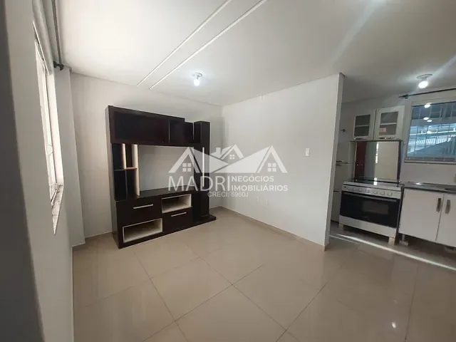 Sobrado com 160m² 2 quartos e 3 banheiros, para alugar, no bairro Nova Palhoça em Palhoça