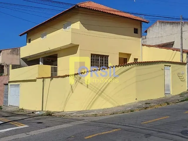 Sobrado com 170m² 2 quartos e 2 banheiros, à venda, no bairro Vila Brasileira em Mogi das Cruzes