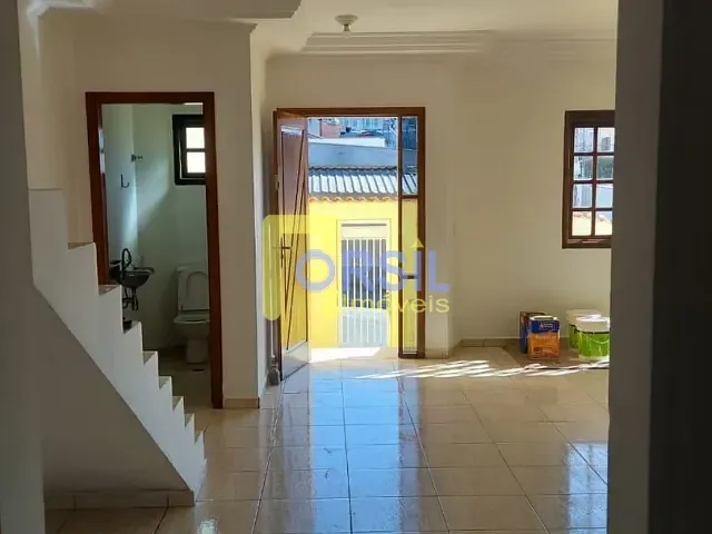 Sobrado com 170m² 2 quartos e 2 banheiros, à venda, no bairro Vila Brasileira em Mogi das Cruzes