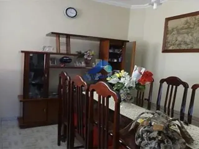 Sobrado com 250m² 4 quartos e 2 banheiros, à venda, no bairro Jardim Olímpia em São José Dos Campos