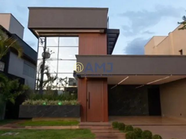 Sobrado com 312m² 3 quartos e 5 banheiros, à venda, no bairro Residencial Parqville Jacarandá em Aparecida de Goiânia