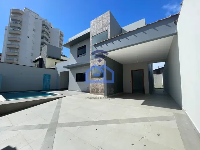 Sobrado com 304m² 4 quartos e 4 banheiros, à venda, no bairro Indaiá em Caraguatatuba
