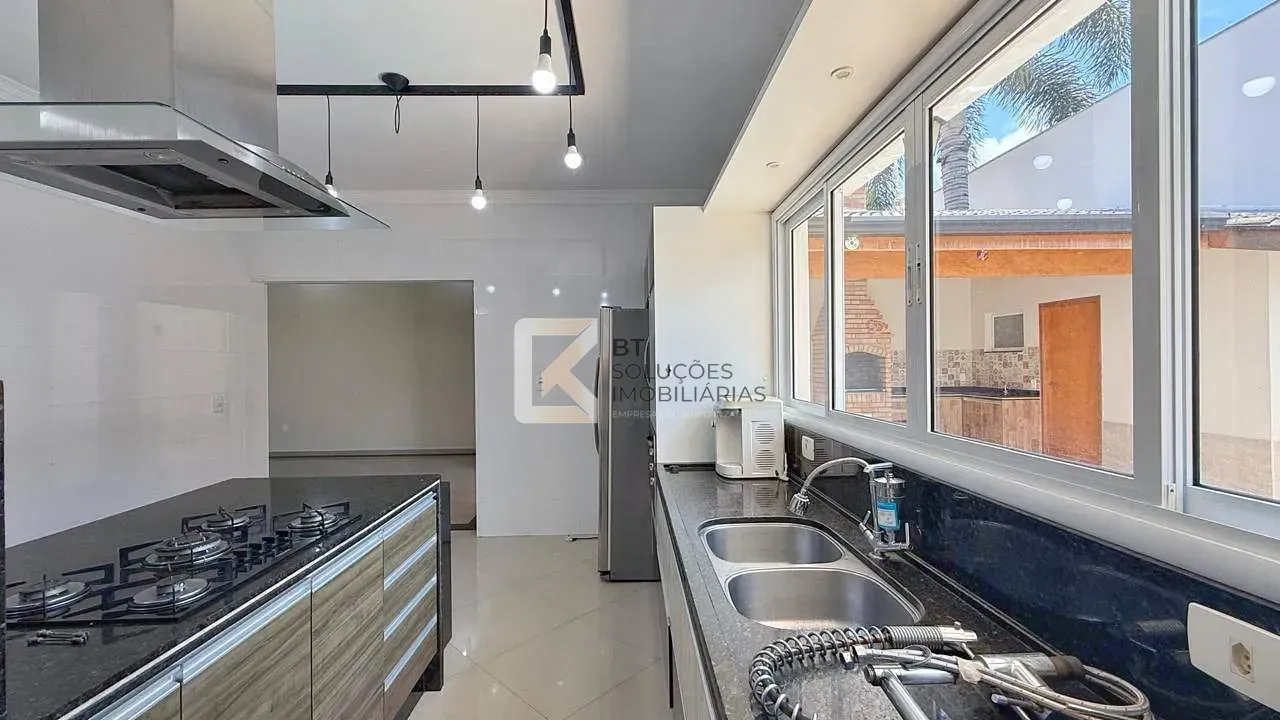 Sobrado, 3 quartos, 314 m² - Foto 9