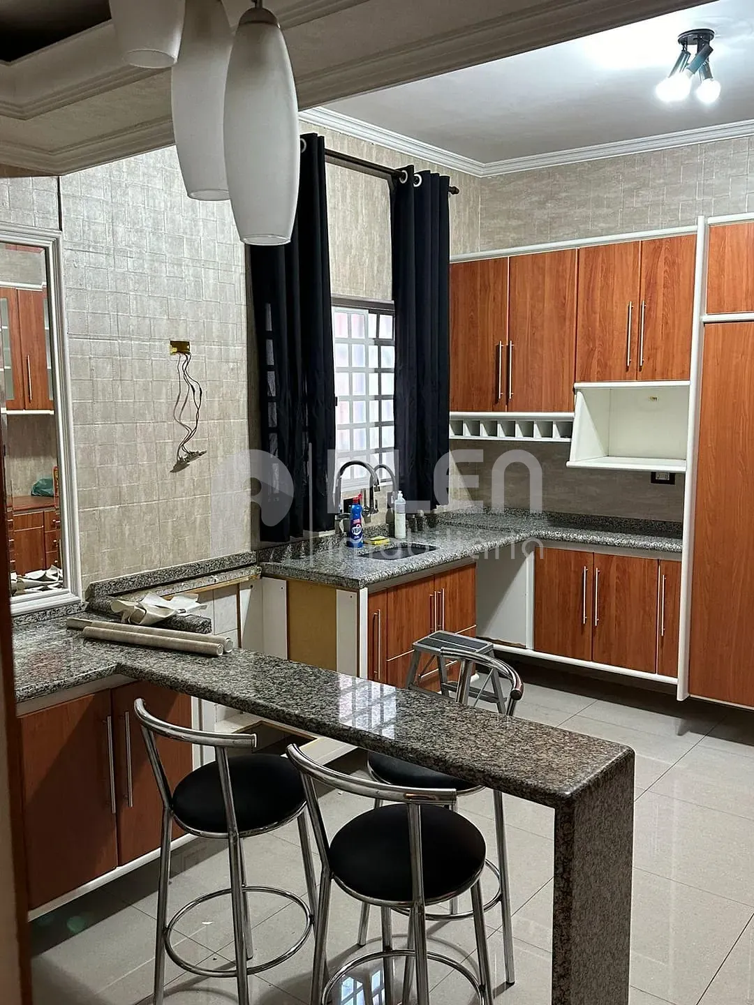 Casa de 3 quartos para alugar em Chora Menino, São Paulo