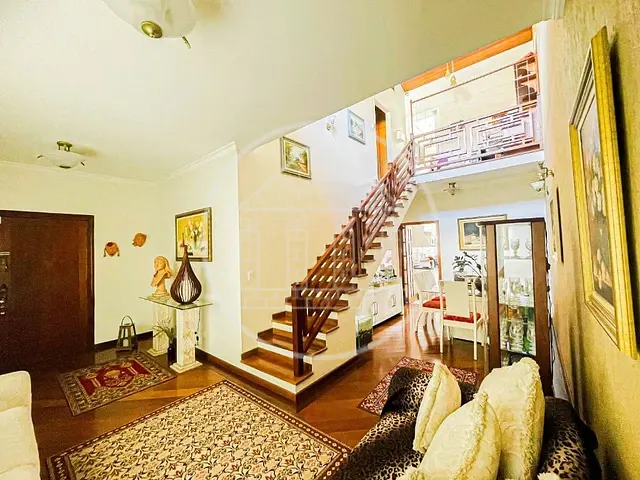 Sobrado com 260m² 4 quartos e 4 banheiros, à venda, no bairro Jardim Los Angeles em São Paulo