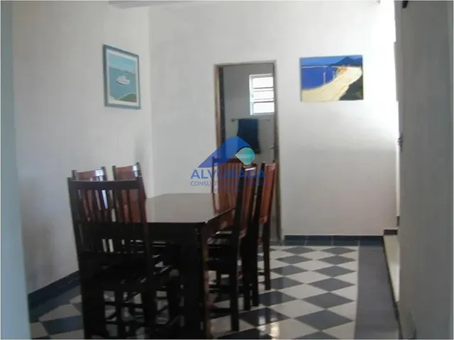 Sobrado com 360m² 4 quartos e 4 banheiros, à venda, no bairro Jardim Califórnia em Caraguatatuba