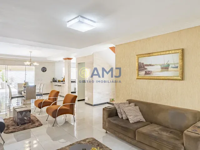 Sobrado com 390m² 3 quartos e 1 banheiro, à venda, no bairro Loteamento Portal do Sol I em Goiânia