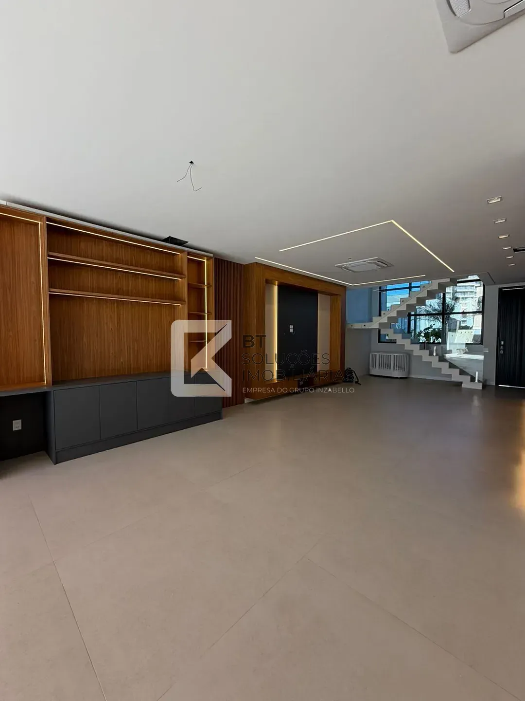Sobrado, 4 quartos, 393 m² - Foto 7