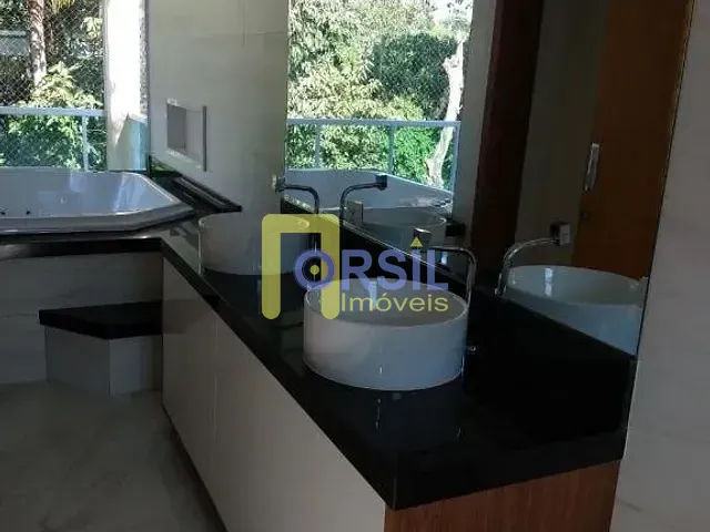 Sobrado com 417m² 3 quartos e 4 banheiros, à venda, no bairro Parque Residencial Itapeti em Mogi das Cruzes