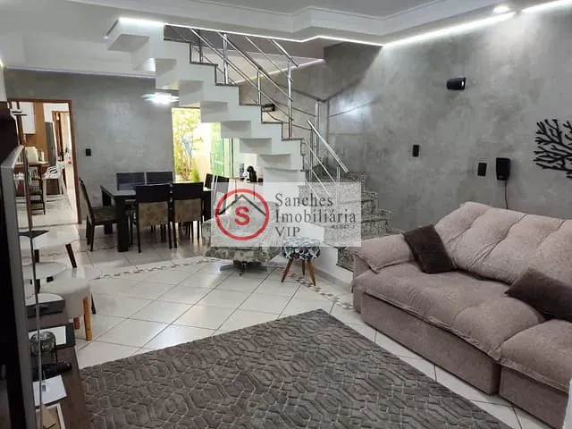 Sobrado 3 quartos e 3 banheiros, à venda, no bairro Vila Bela em São Paulo