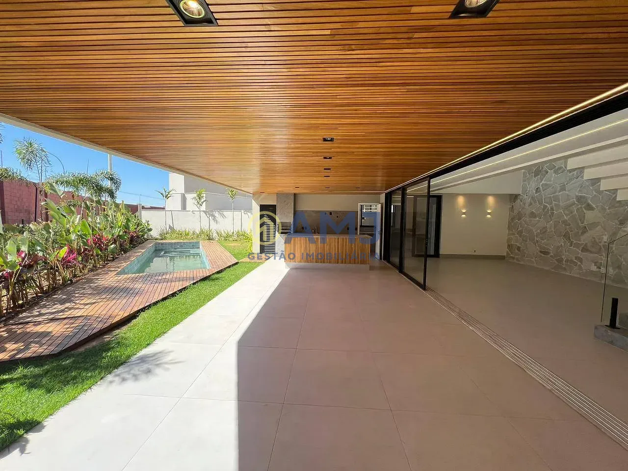 Sobrado, 4 quartos, 314 m² - Foto 13