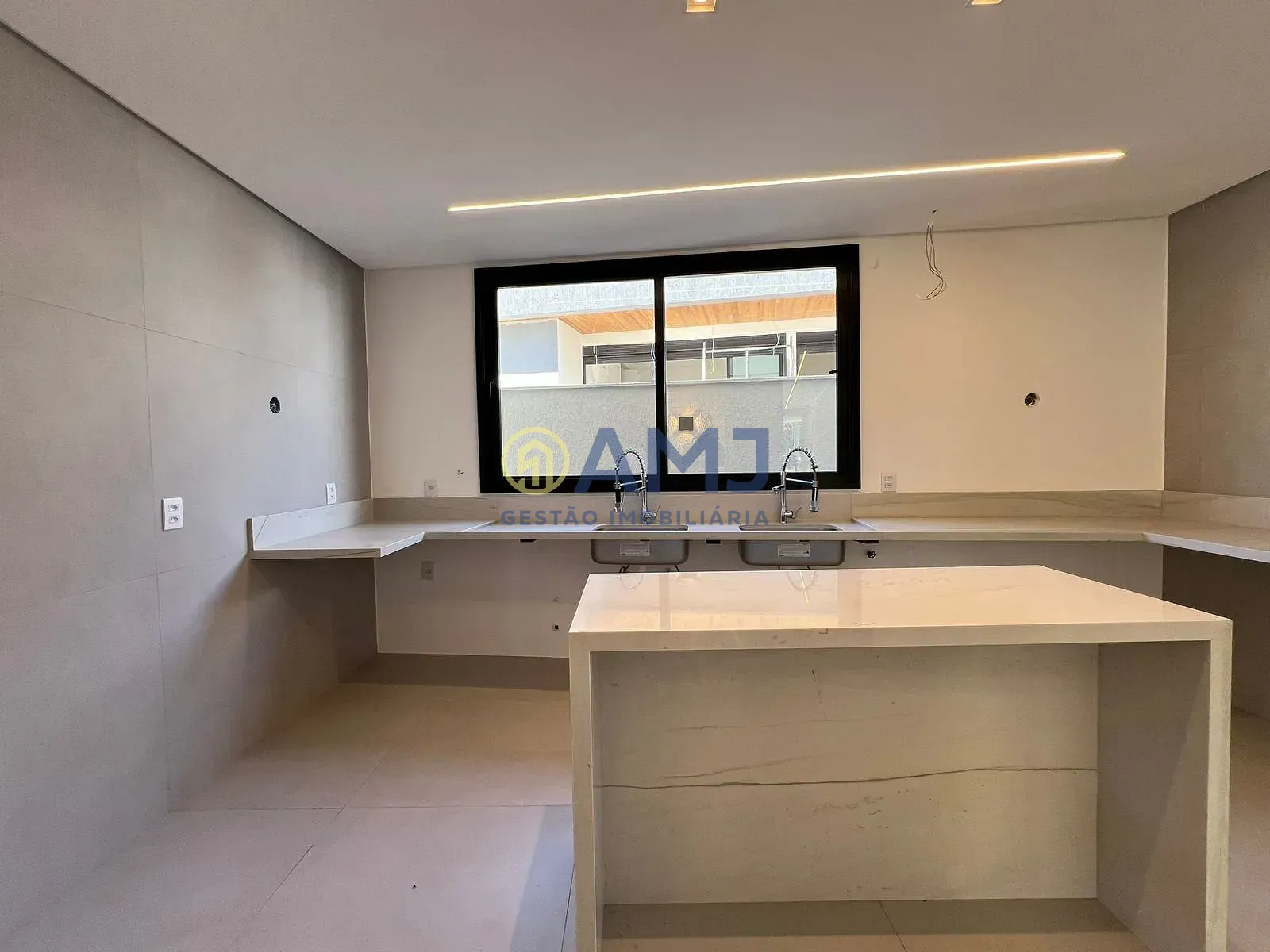 Sobrado, 4 quartos, 314 m² - Foto 8