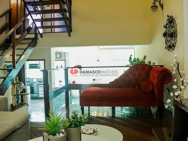Sobrado com 292m² 3 quartos e 1 banheiro, à venda, no bairro Santa Maria em São Caetano do Sul