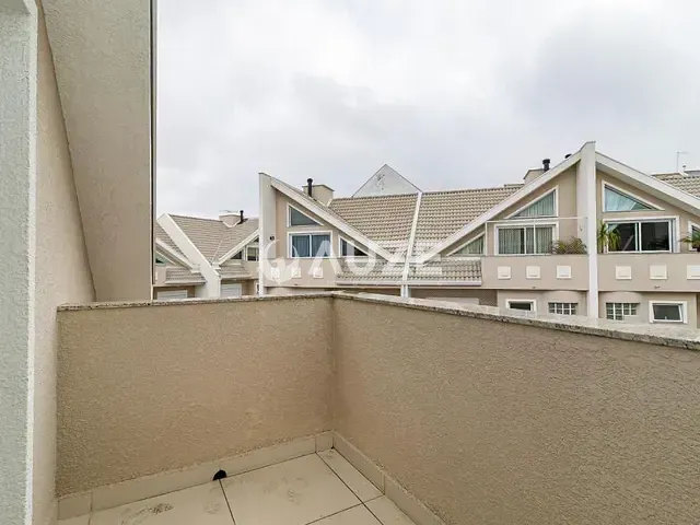 Sobrado com 164m² 4 quartos e 4 banheiros, à venda, no bairro Jardim das Américas em Curitiba