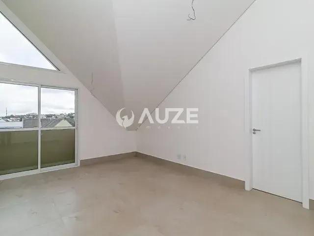 Sobrado com 164m² 4 quartos e 4 banheiros, à venda, no bairro Jardim das Américas em Curitiba