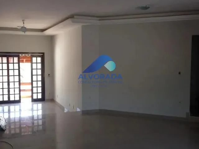 Sobrado com 326m² 3 quartos e 5 banheiros, à venda, no bairro Urbanova em São José Dos Campos