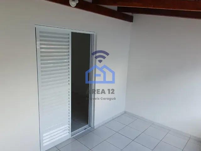 Sobrado com 139m² 3 quartos e 2 banheiros, à venda, no bairro Pontal de Santa Marina em Caraguatatuba
