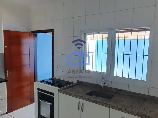 Sobrado com 139m² 3 quartos e 2 banheiros, à venda, no bairro Pontal de Santa Marina em Caraguatatuba