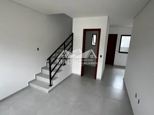 Sobrado com 110m² 2 quartos e 1 banheiro, à venda, no bairro Bela Vista em Palhoça