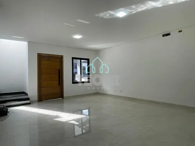 Sobrado com 150m² 3 quartos e 3 banheiros, à venda, no bairro Morada dos Nobres em Taubaté