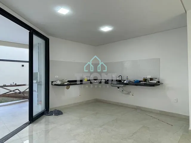 Sobrado com 150m² 3 quartos e 3 banheiros, à venda, no bairro Morada dos Nobres em Taubaté