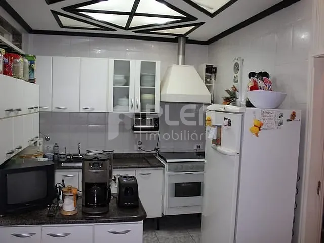 Sobrado 3 quartos e 6 banheiros, à venda, no bairro Vila Antonina em São Paulo